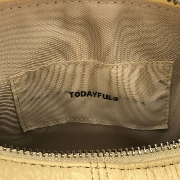 TODAYFUL leather wrap bag クリーム色 TODAYFUL (トゥデイフル) Leather Wrap Bag レディース クリーム