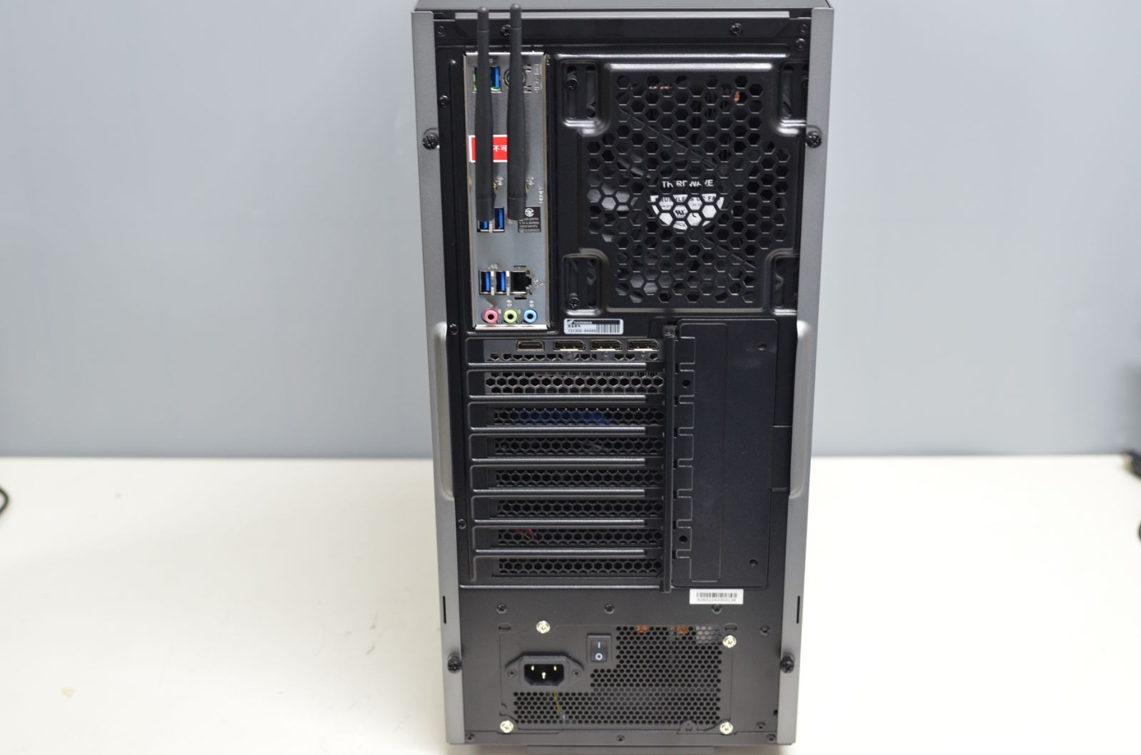 自作中古ゲーミングデスクトップPC Windows11/AMD Ryzen 7 5700X/RTX4060Ti/大容量高速SSD2TB/メモリ32GB/無線搭載 自作中古ゲーミングデスクトップPC Windows11/AMD Ryzen 7 5700X