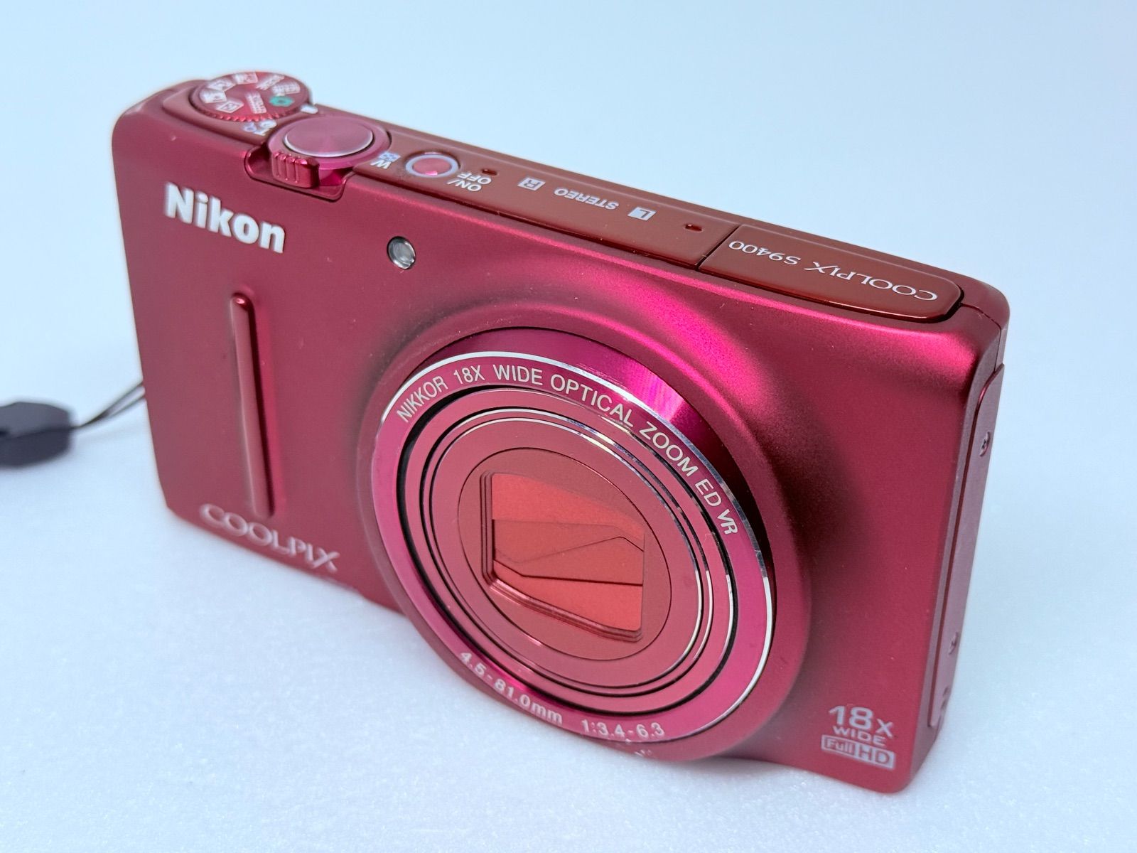 美品　Nikon COOLPIX S9400 赤　光学18倍ズーム コンデジ Nikon coolpix S9400 ヴェルヴェットレッド 動作確認済 平成コンデジ