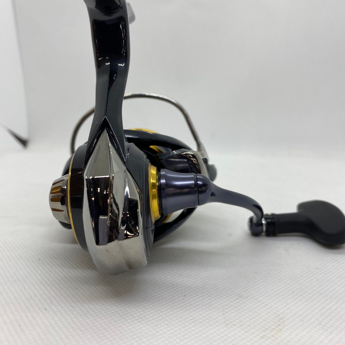 ΨΨDAIWA ダイワ スピニングリール 21カルディア LT3000-CXH