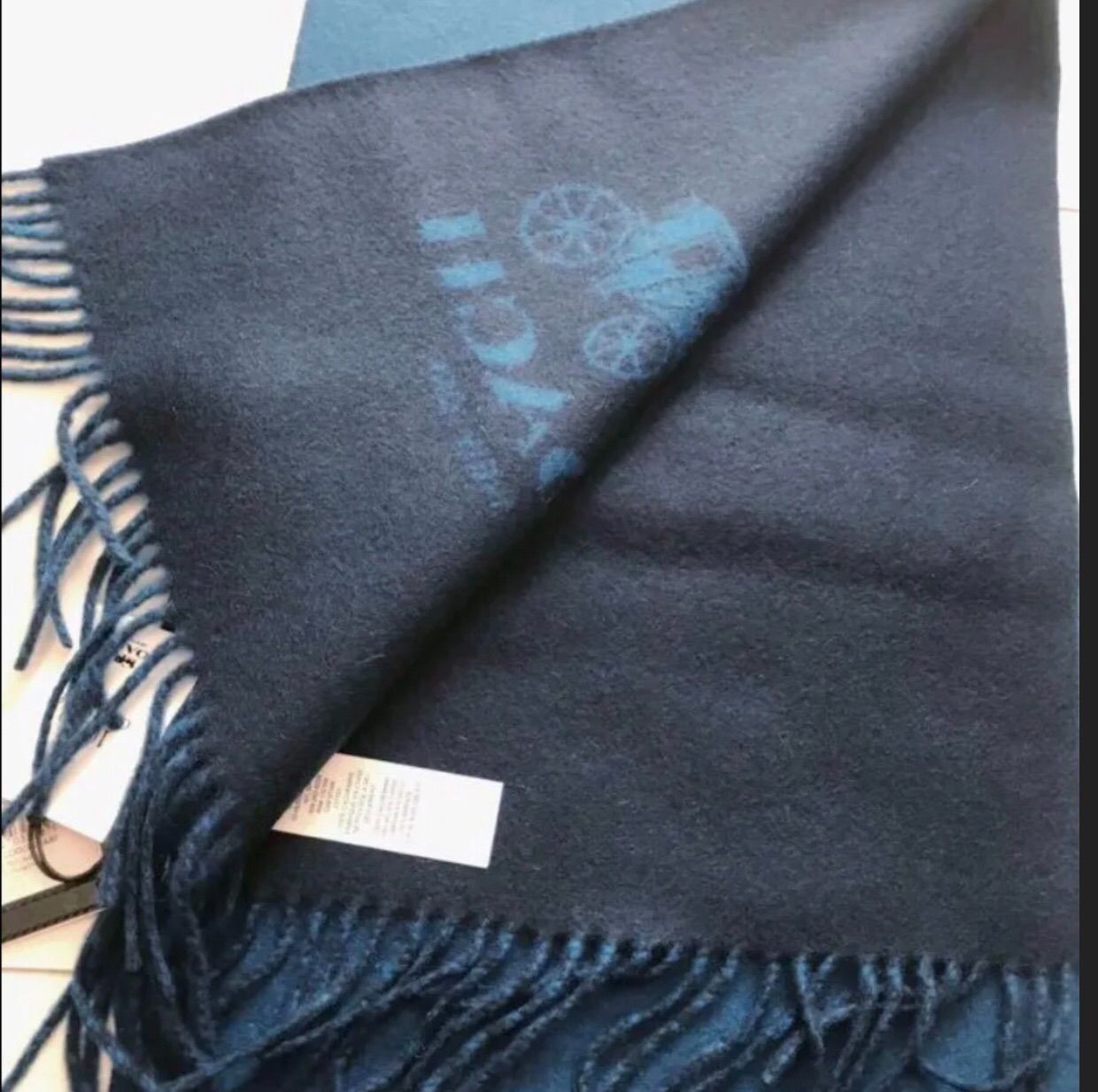 新品 タグ付◇コーチ カシミヤ100％高級マフラー◇青紺x濃紺ギフト材  