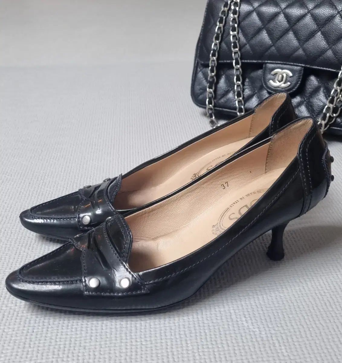 vigevano ビジェバノ パンプス ブラック 23cm パンプス ビジェバノ」の