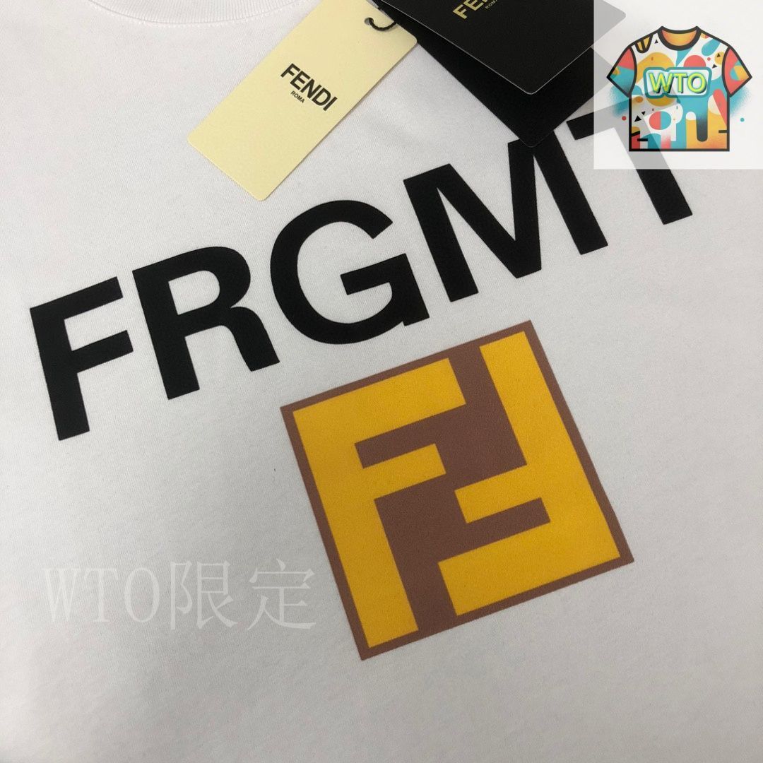 FENDI ロゴパターン ベスト サイズ34 今日特価】FENDI Summer Casual Short-Sleeve ベスト Premium