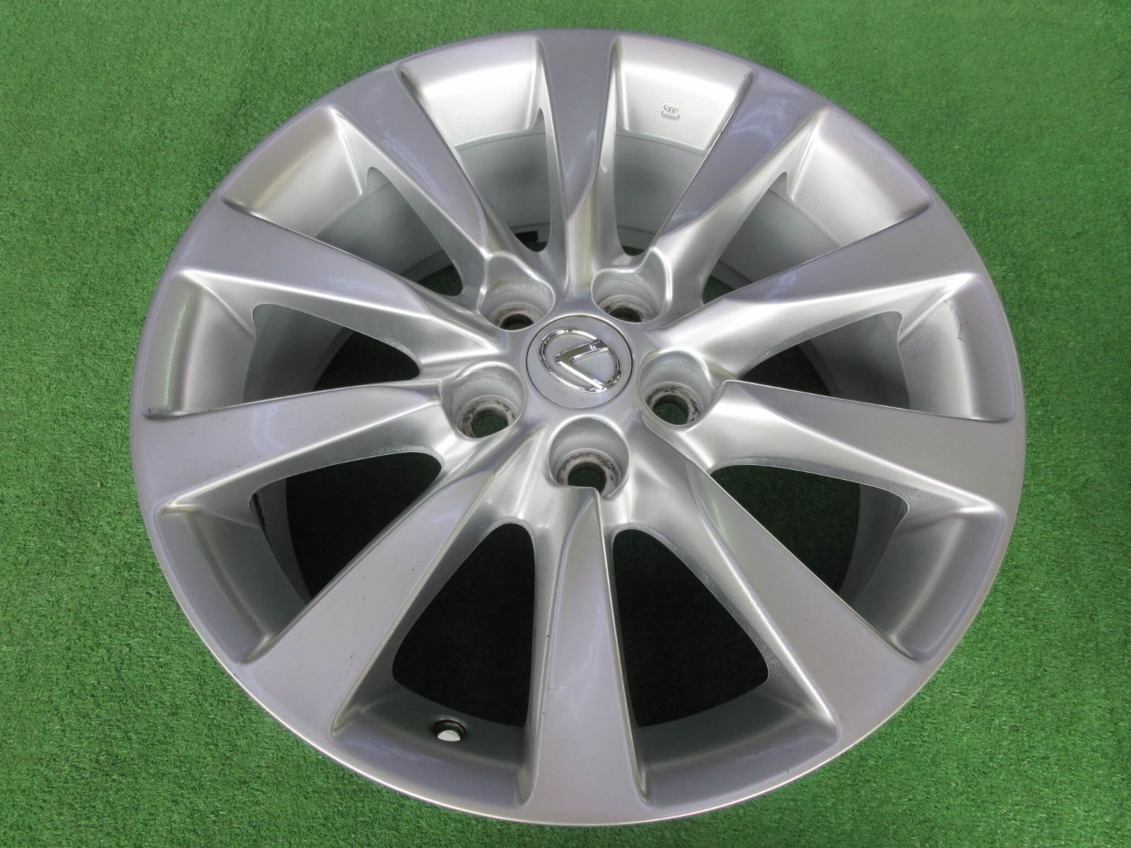後期型ＬＳ４６０純正ホイール