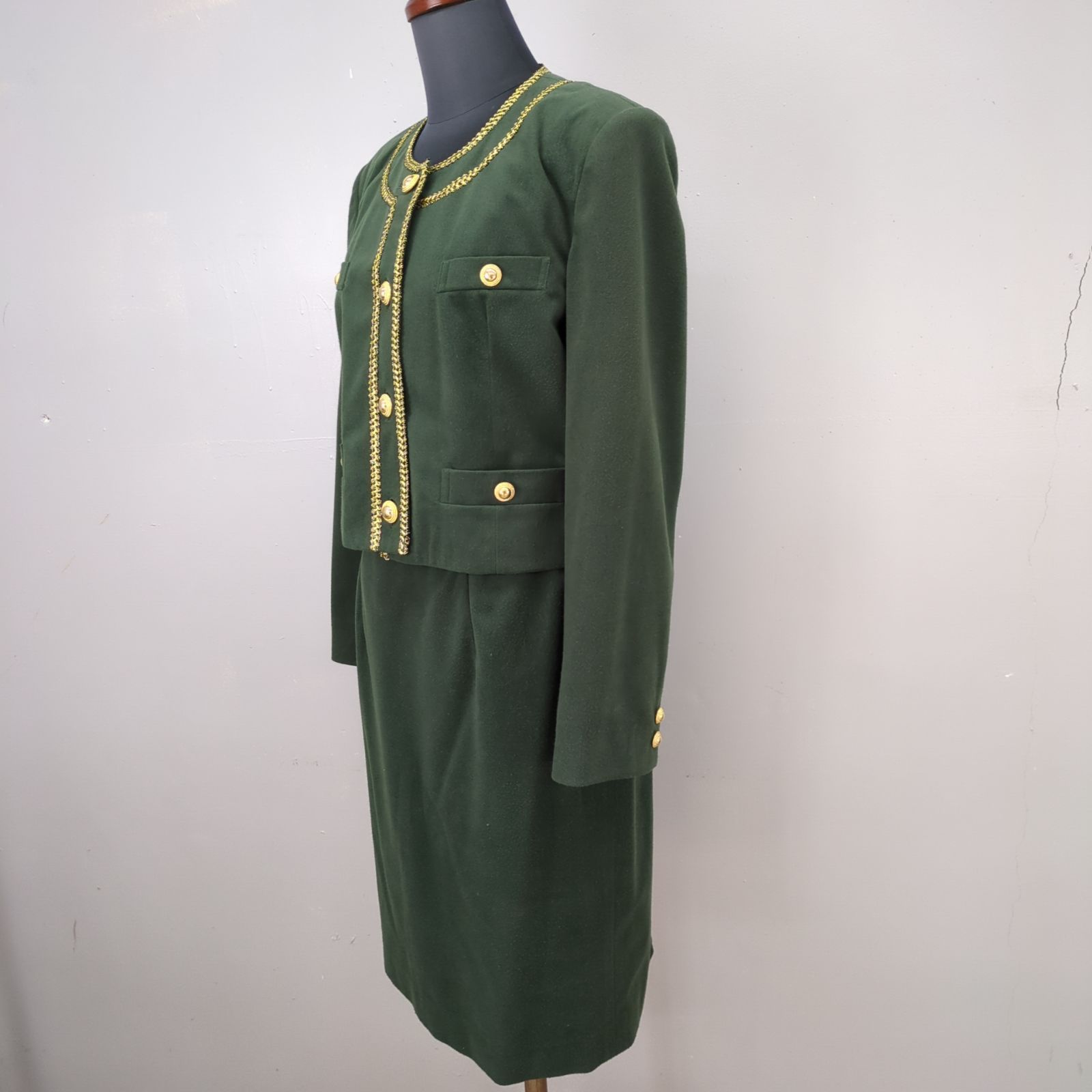 美品 スーツ3点セット ジャケット ベストス カート 昭和レトロ バブリースーツ 昭和レトロ バブリー スーツ スカートセットアップ 紫 サイズ9