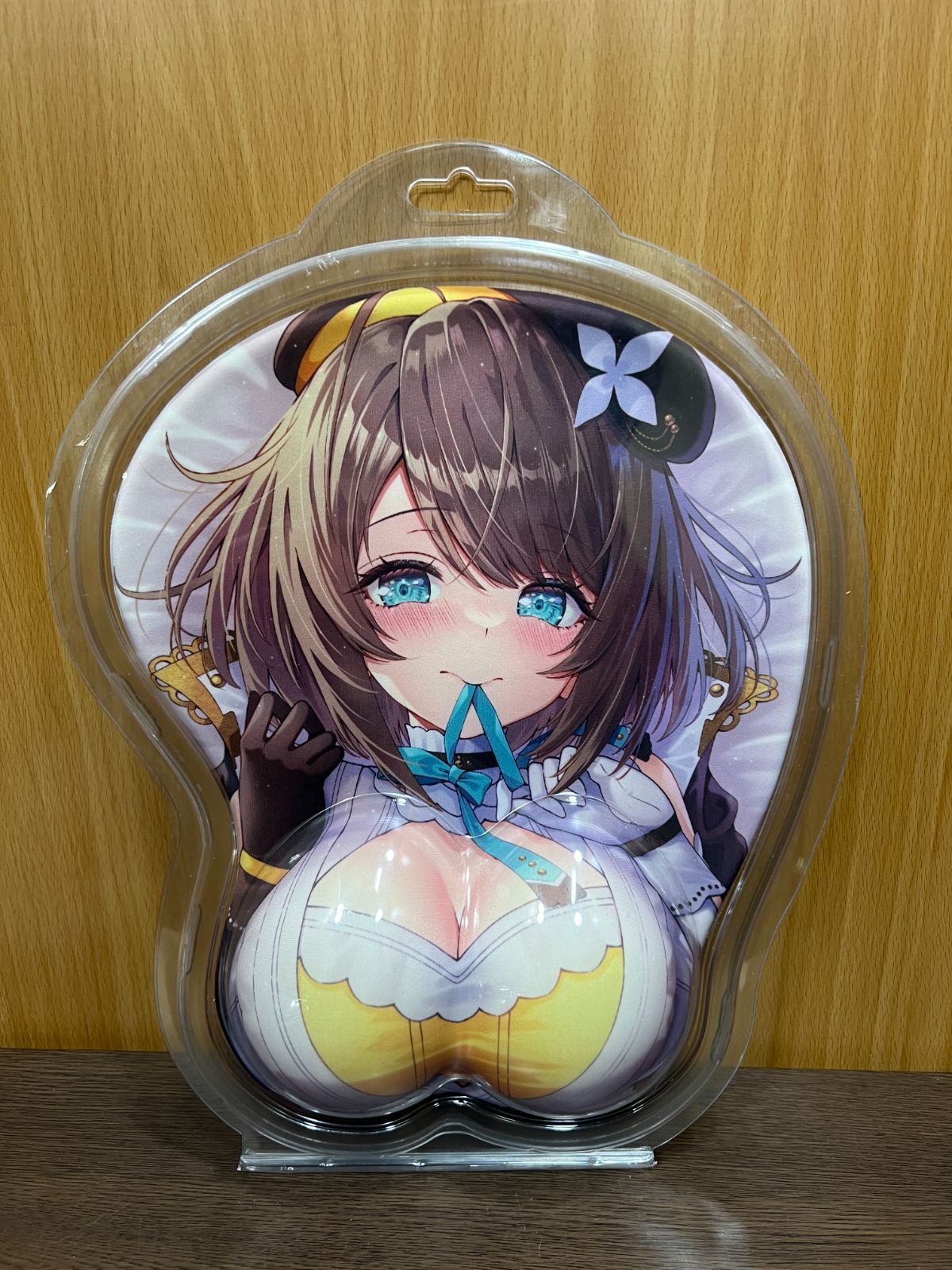 あおぎり高校 viviON 栗駒こまる 新衣装グッズ おっぱいマウスパッド