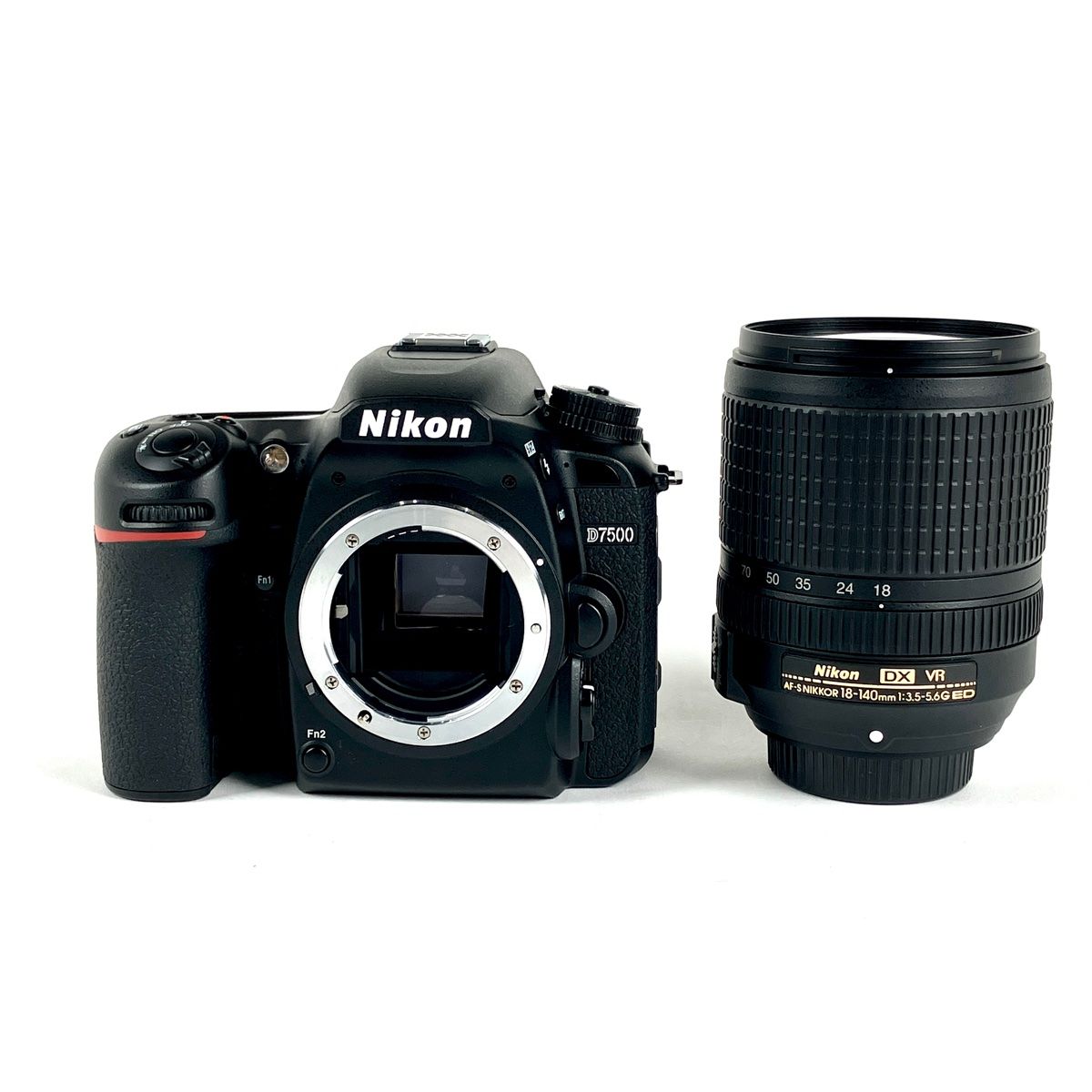 未使用 NikonD7500 18-140mm f/3.5-5.6G EDk_e - デジタル一眼