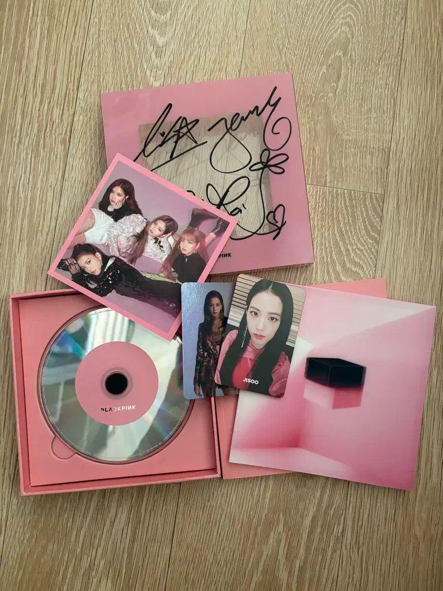 BLACKPINK(ブラックピンク・ブルピン) アルバム サイン入り