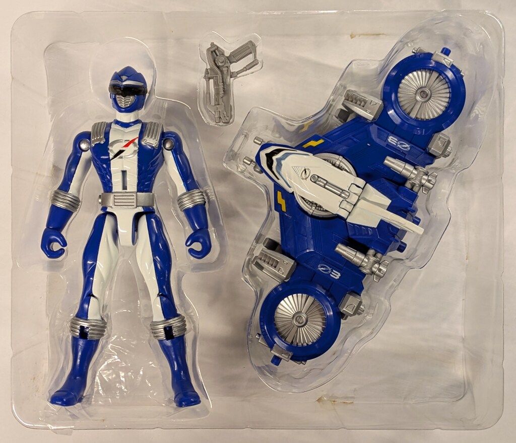 バンダイ 轟轟戦隊ボウケンジャー ゴーゴービークル&フィギュアセット