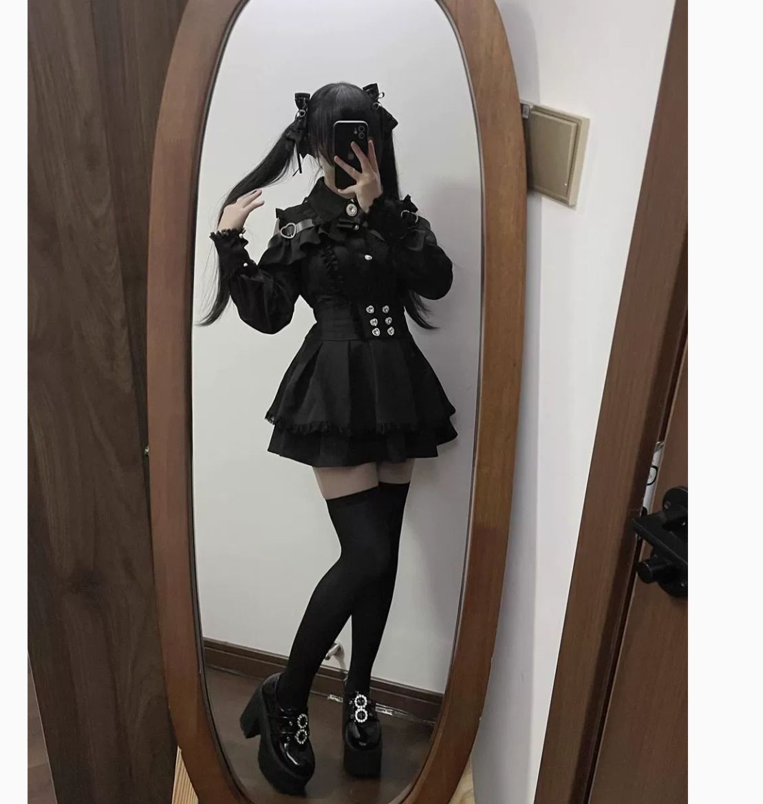 ダークメイク系少女スタイル 暗黒系ガールズスタイル三色露肩シャツ＋ハイウエストスカート2点セット