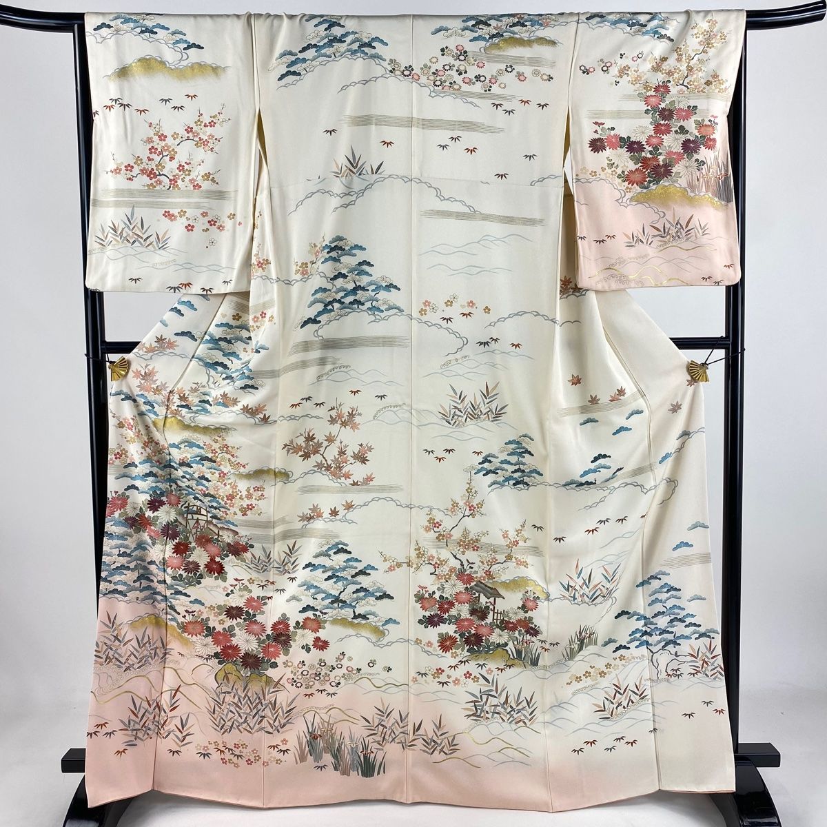 訪問着 身丈165.5cm 裄丈67cm M 袷 松竹梅 菊 刺繍 金彩 クリーム 正絹 秀品