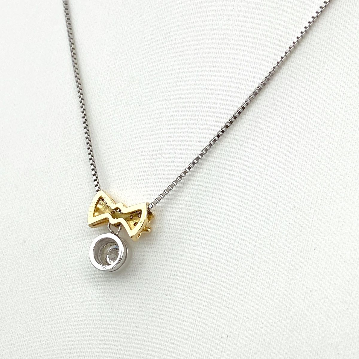 リボンモチーフ デザインネックレス プラチナ YG イエローゴールド ペンダント ダイヤモンド メレダイヤ ネックレス Pt900 Pt850 K18 レディース
