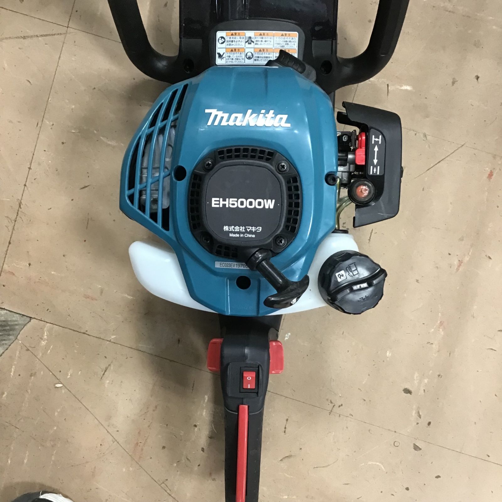 〇マキタ(makita) エンジンヘッジトリマ 500mm 排気量22.2mL EH5000W【草加店】 - メルカリ