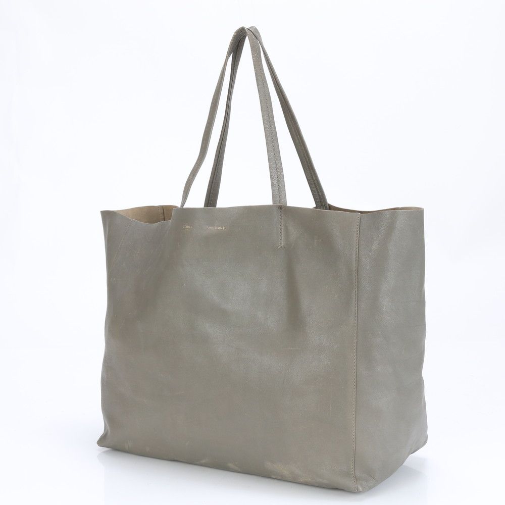 CELINE トートバッグ ゴールドロゴ A4収納可 レザー グレー 27ae17f7bb52365fa5dd4df57470bb