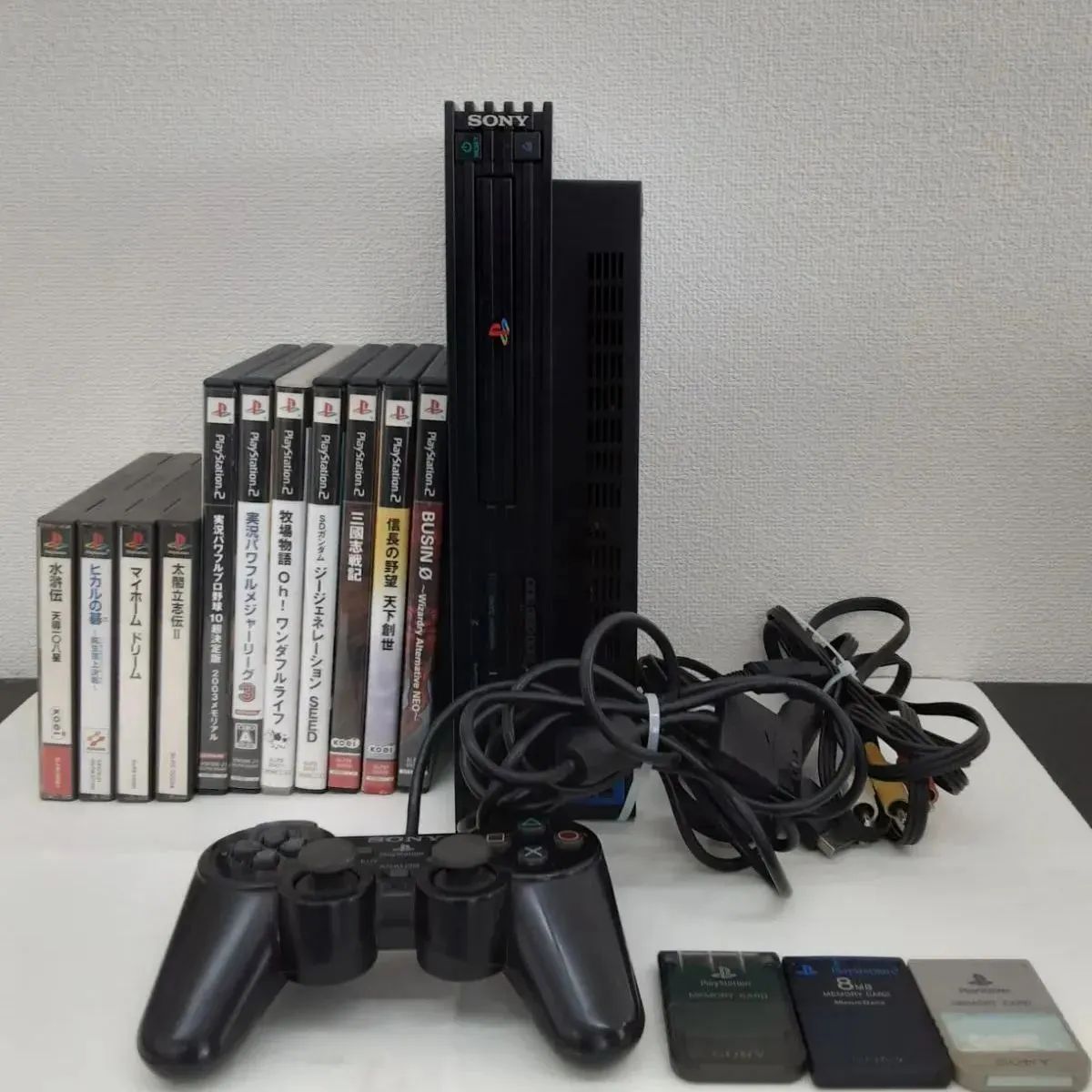 PS2 本体+ソフトのセット - メルカリ