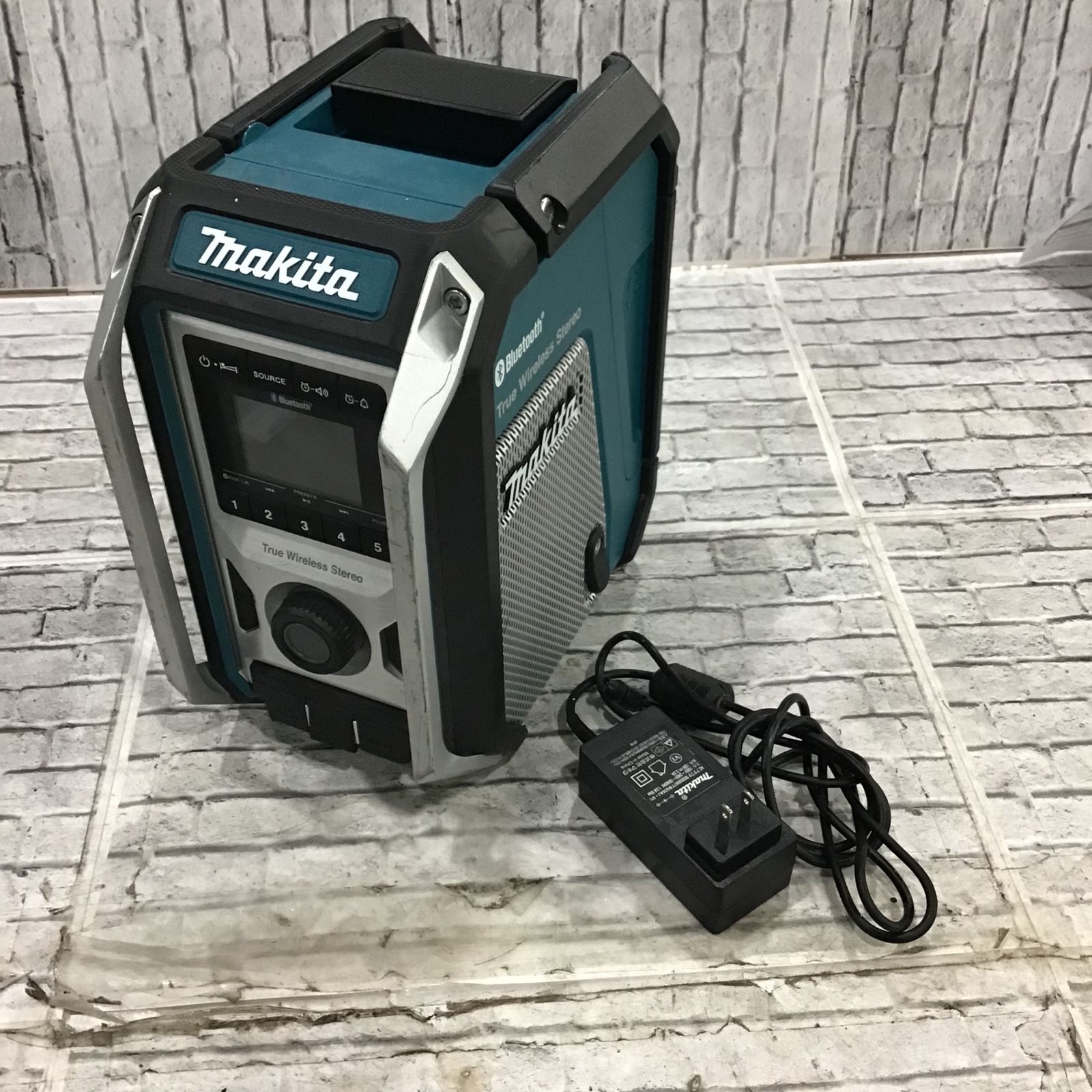 マキタ(makita) コードレスラジオ MR113【川口店】