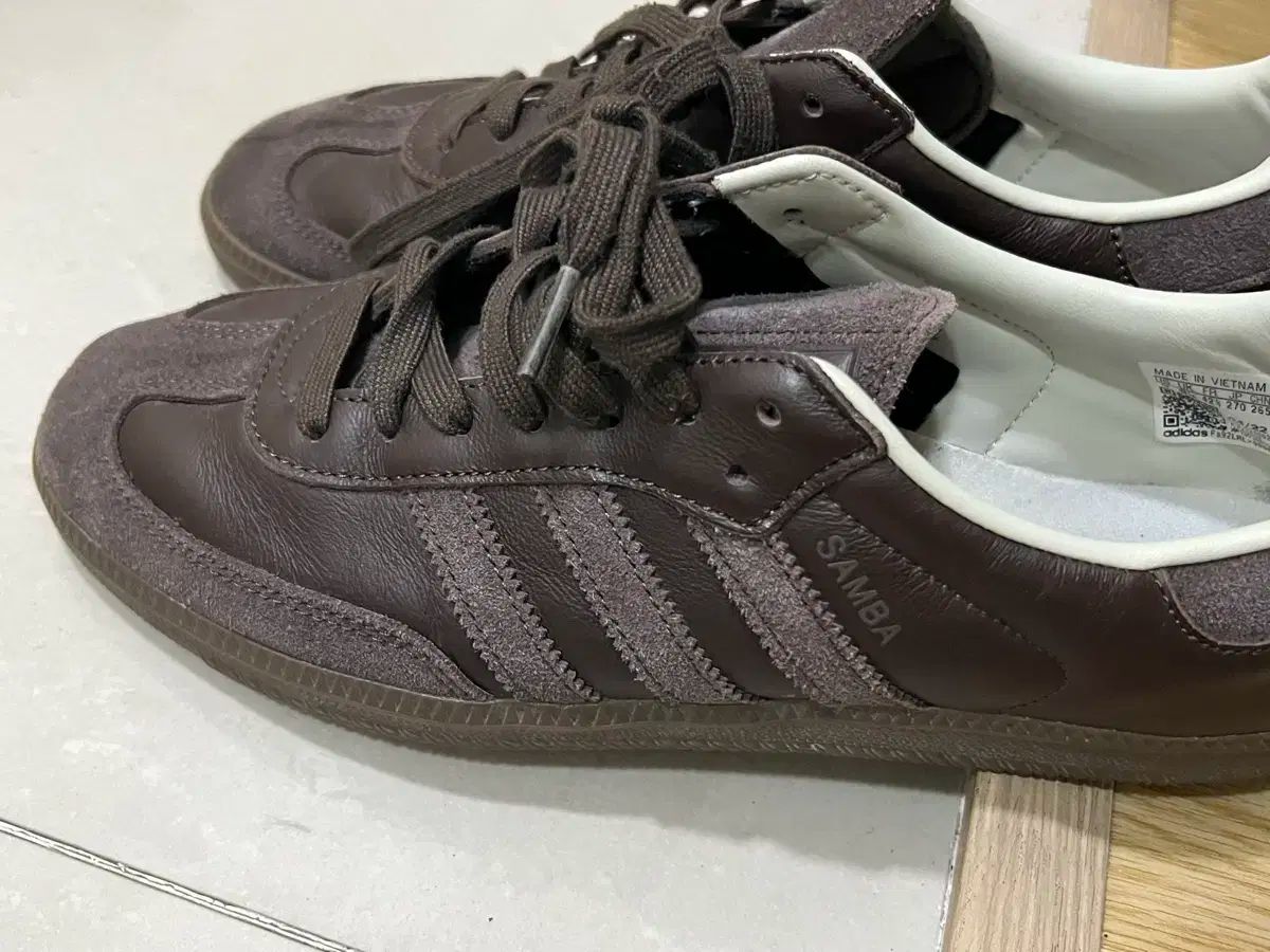 adidas(アディダス) サンバ ブラウン 270