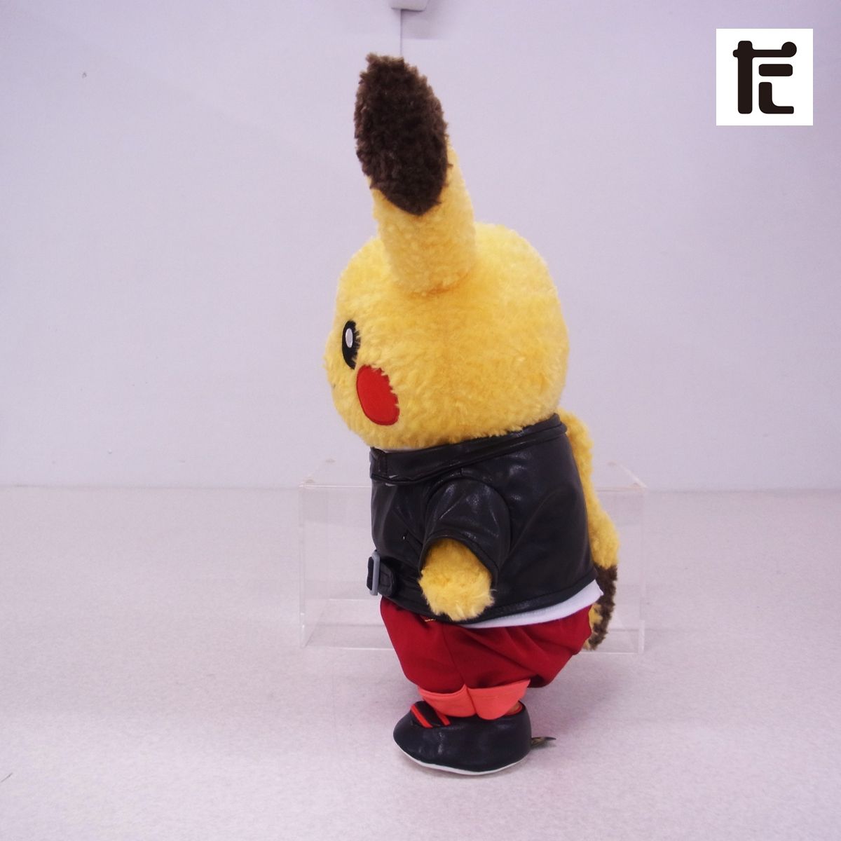 ポケモンセンター Pikachu's Closet ぬいぐるみ + ライダース ポケモンセンター Pikachu's Closet ぬいぐるみ + ライダース