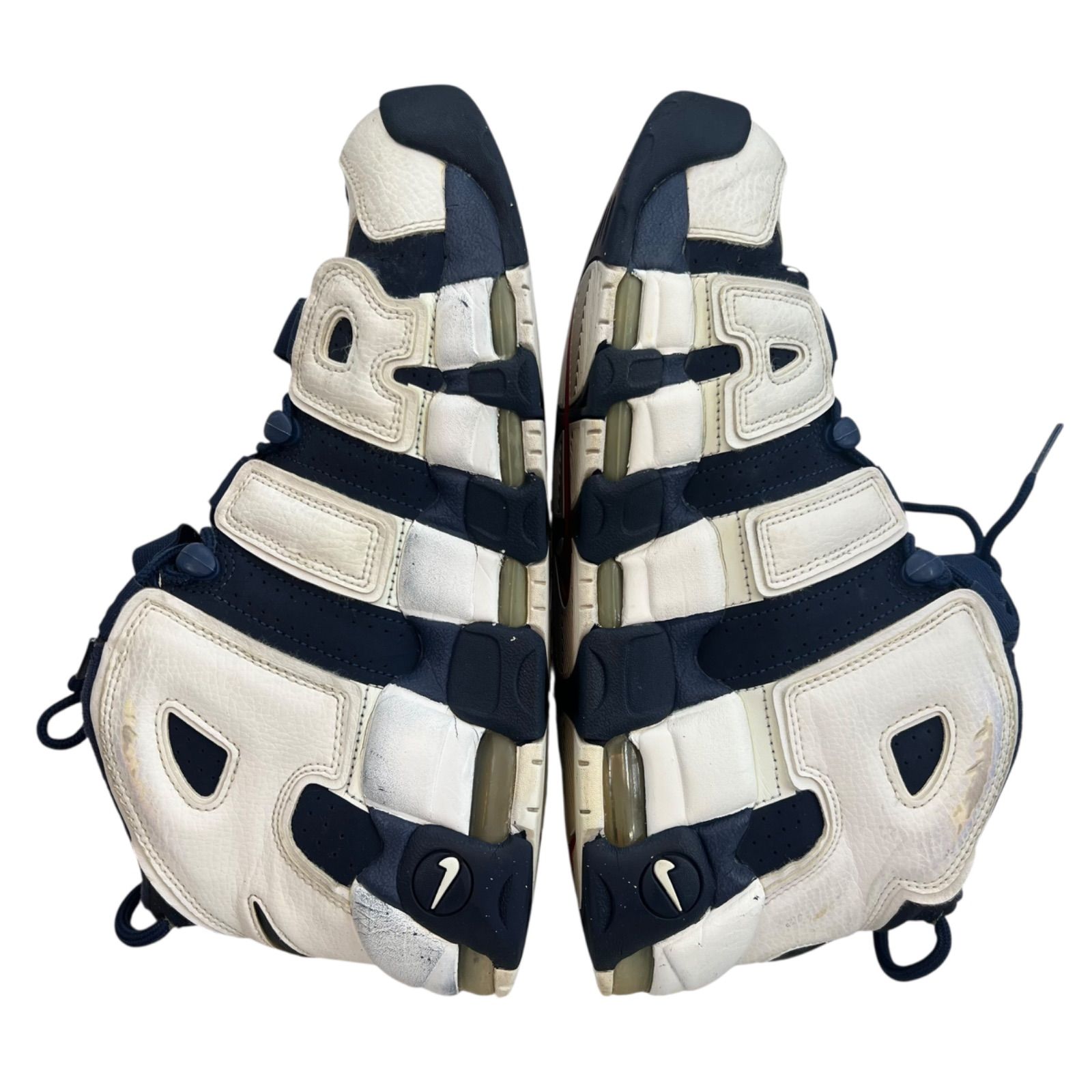 取引中！NIKEモアテン27センチ