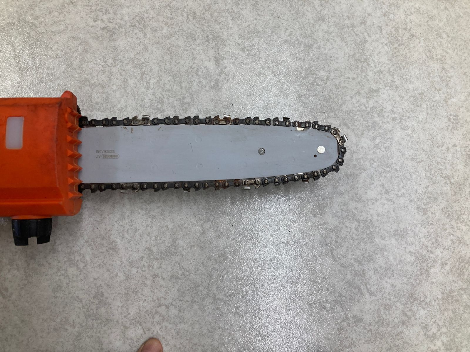 【中古】【動作OK】【店頭引取限定】　高枝切チェーンソー　ＹＡＲＤ　ＦＯＲＣＥ　ＪＰ　ＹＦＥＰＳ０７２５　未使用品 中古品】【0921】☆YARD FORCE ヤードフォース JP YFEPS 0725 高枝切り