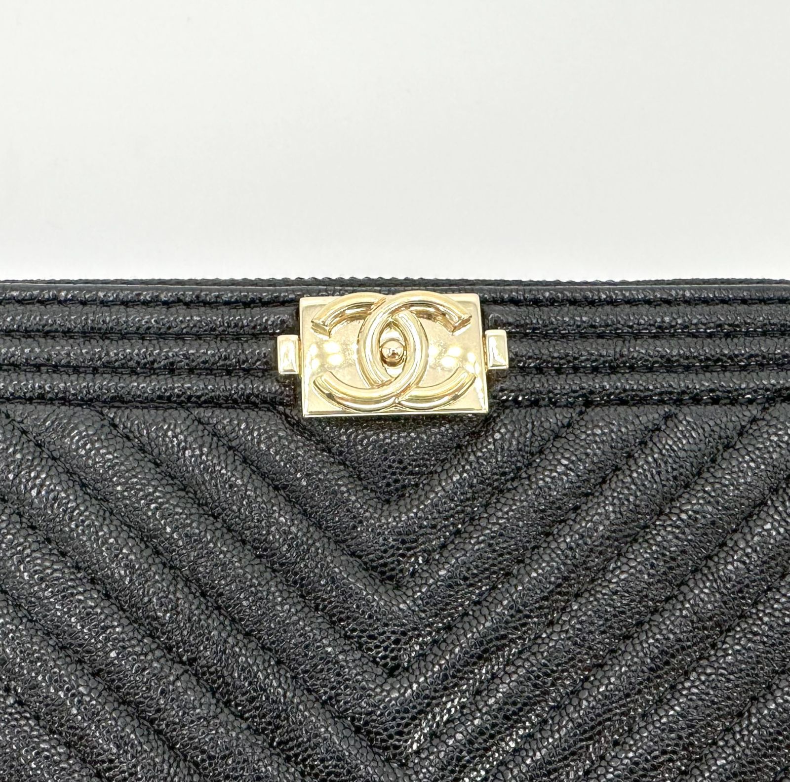 CHANEL】シャネル ボーイシャネル シェブロンステッチ Vステッチ ココ