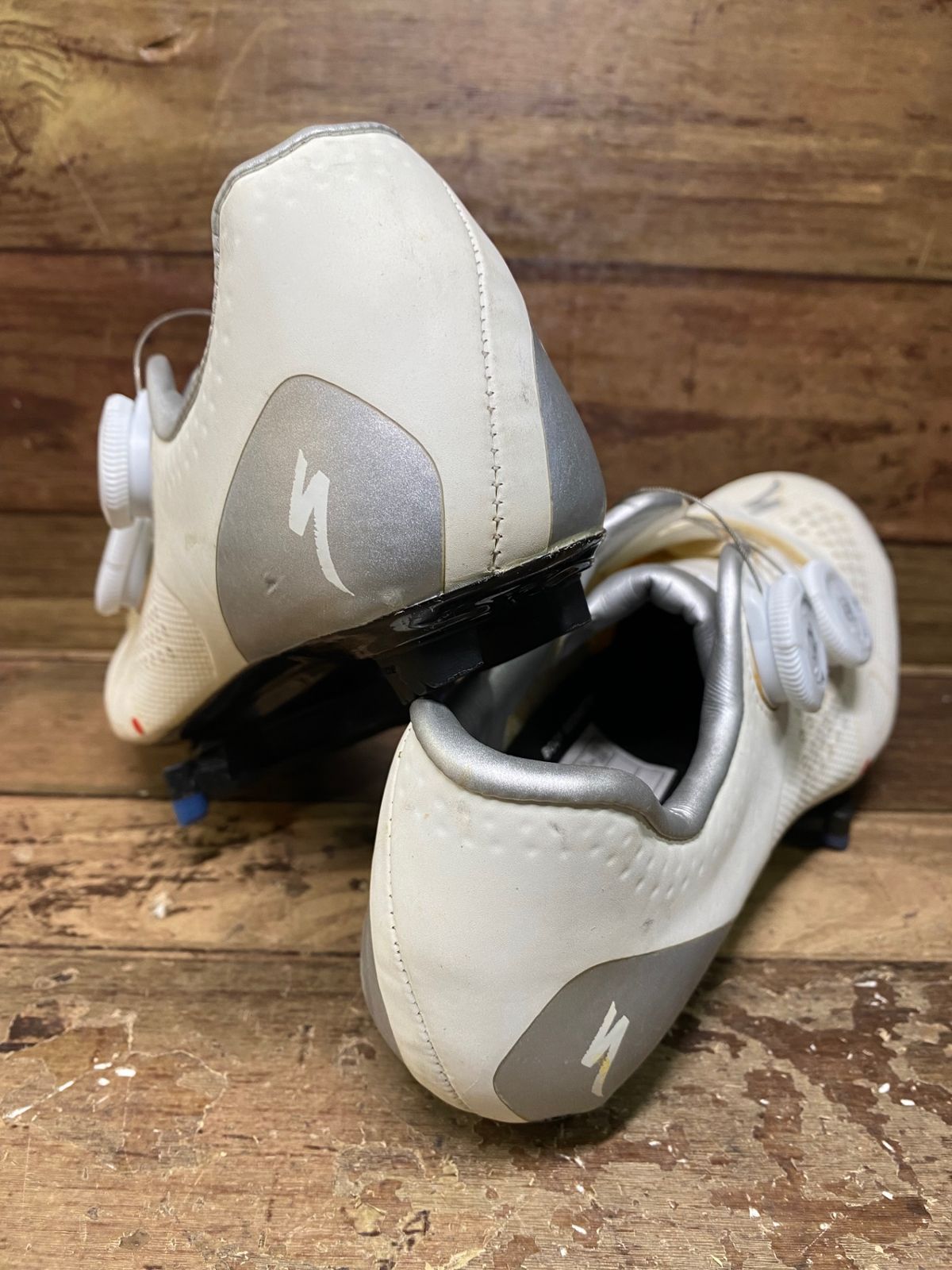 SPECIALIZED TORCH3.0白39 25cmビンディングシューズ TORCH 1.0 ROAD SHOES WHT 39(39 (25cm) ホワイト): シューズ