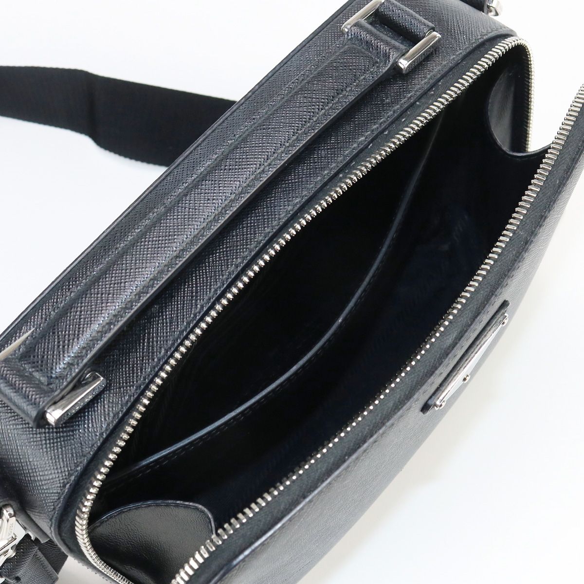 PRADA プラダ ブリックサフィアーノレザーバッグ 2VH069 YMI 9Z2 PRADA プラダ ブリックサフィアーノレザーバッグ 2VH069 YMI 9Z2