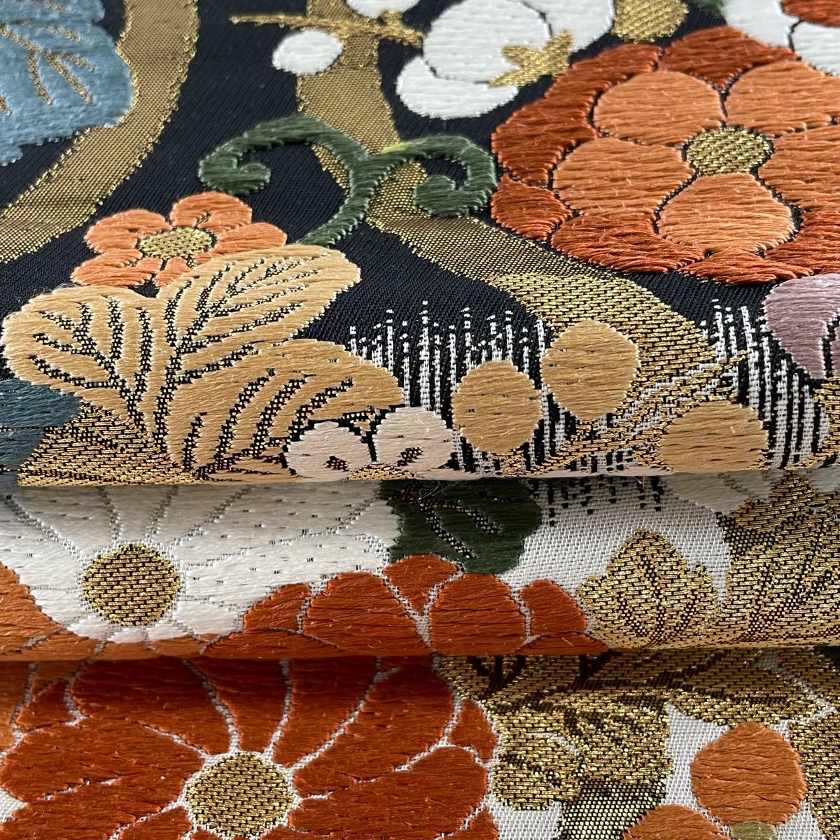 ［六通］袋帯　中古美品　藍染 O-330 袋帯 六通柄 フォーマル用 正絹 古典柄 箔 金糸 銀糸 帯 金・銀