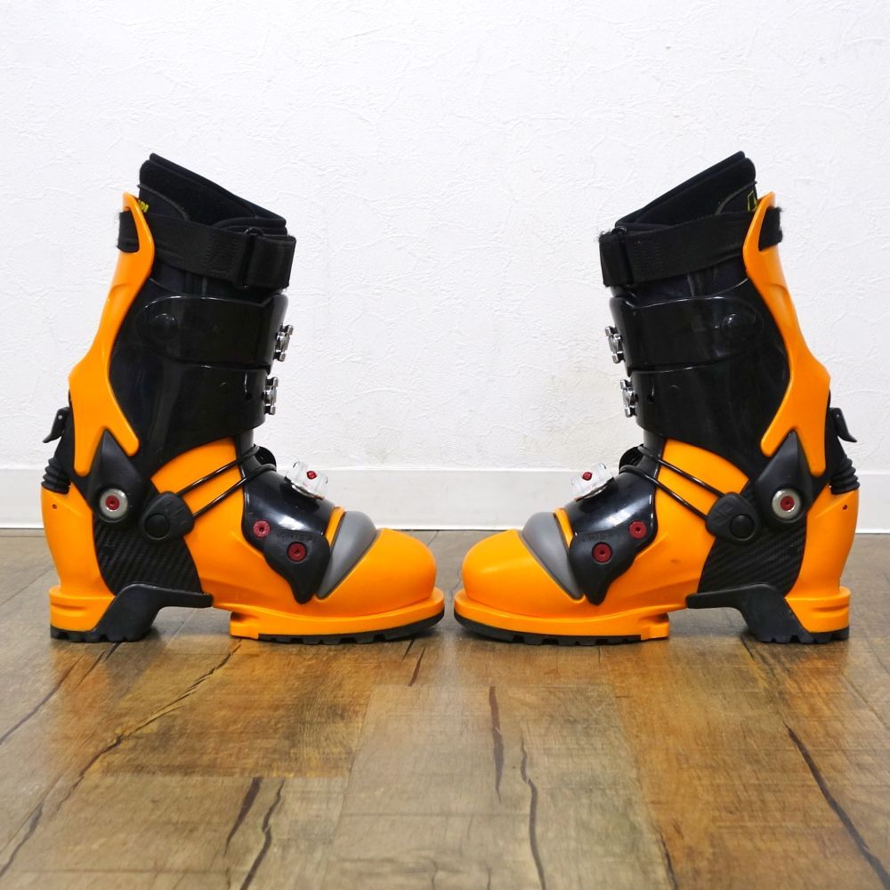 スキーブーツcrispi X8