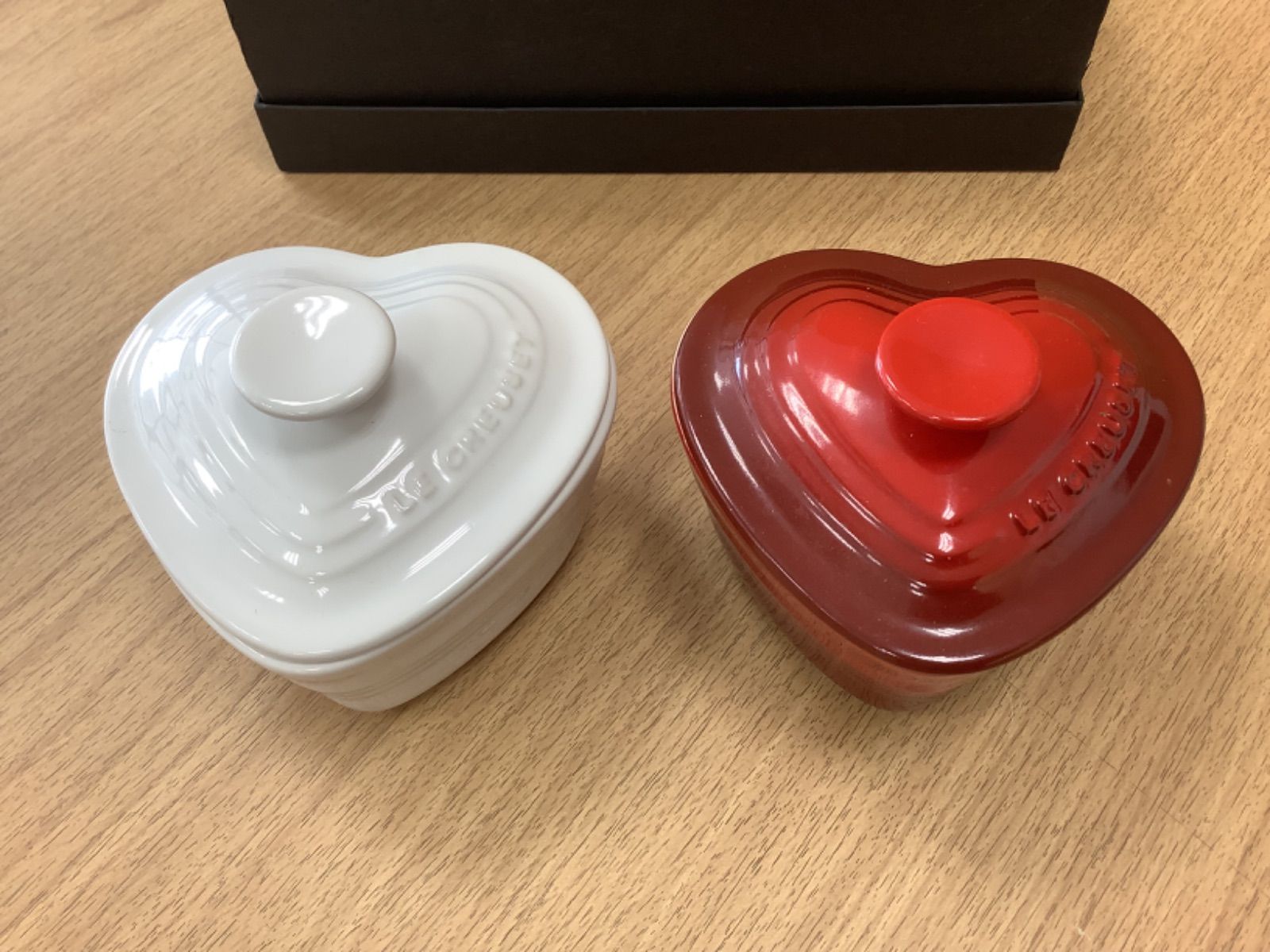 ル・クルーゼ♪ハート型 ホーロー鍋 両手鍋 ホワイト フランス