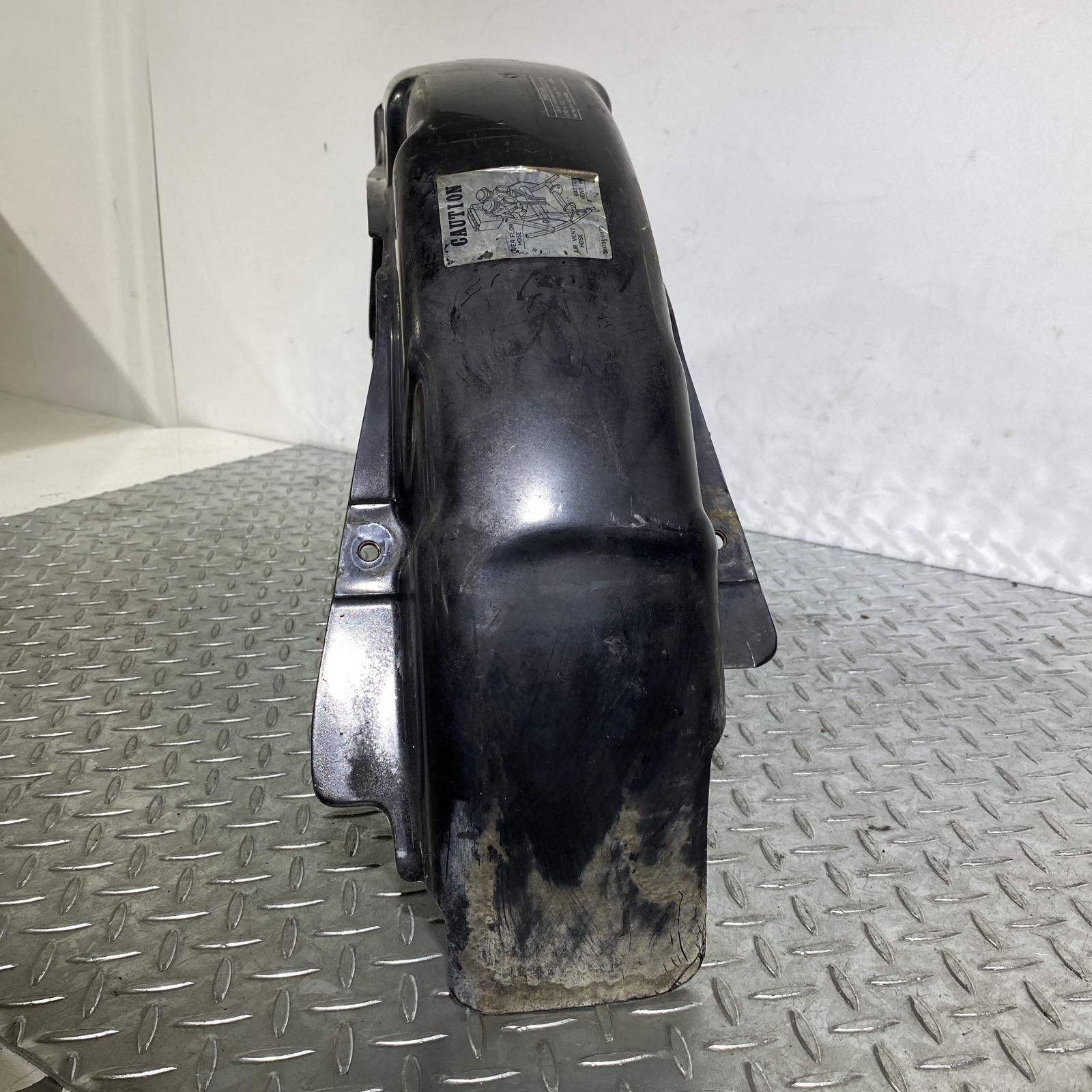 z250ft 純正リアフェンダー 新品