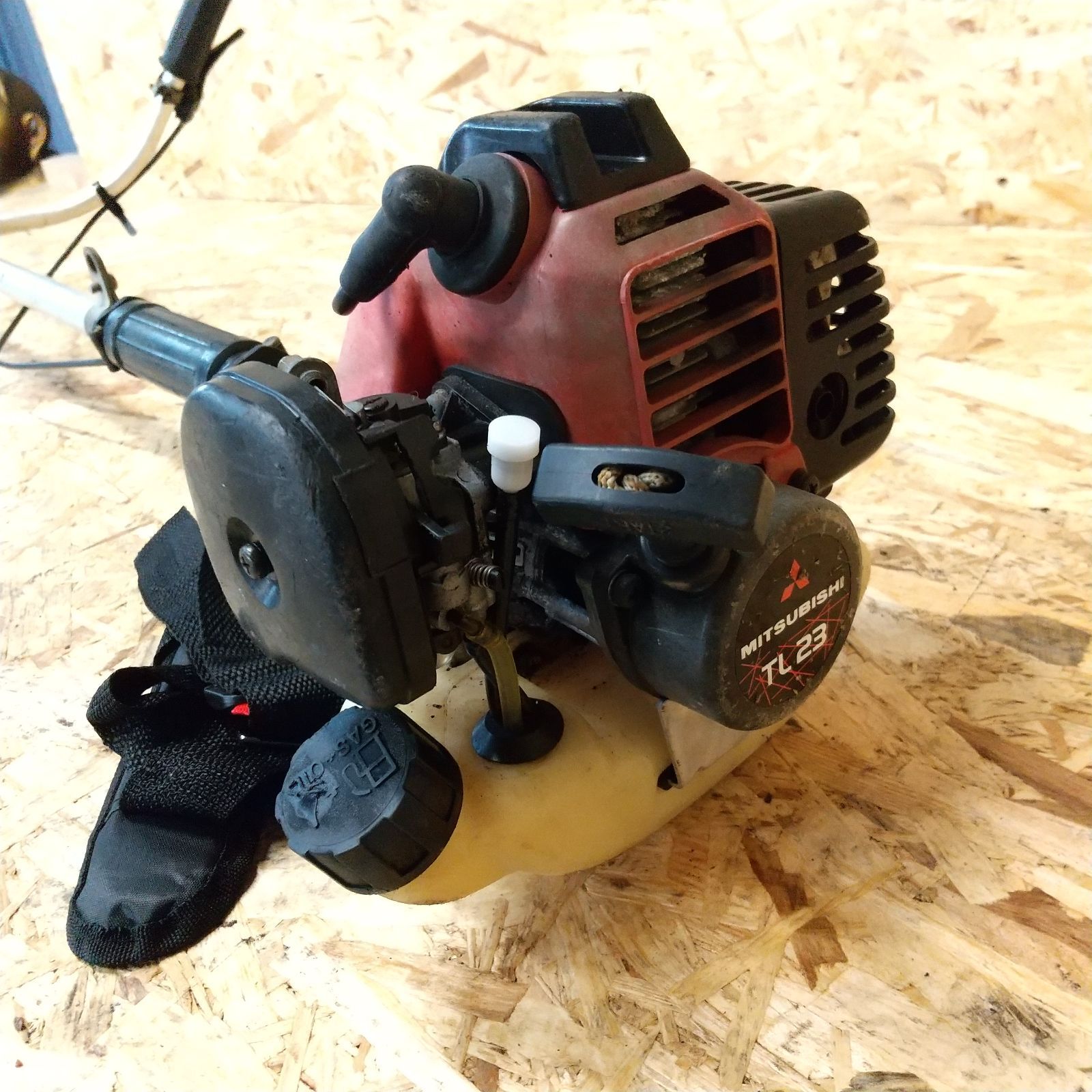 お得，豊富な】 草刈機 刈払機 三菱 MITSUBISHI TL23 エンジン 全長約