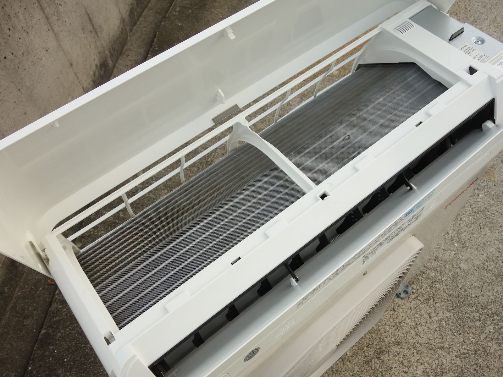 ルームエアコン