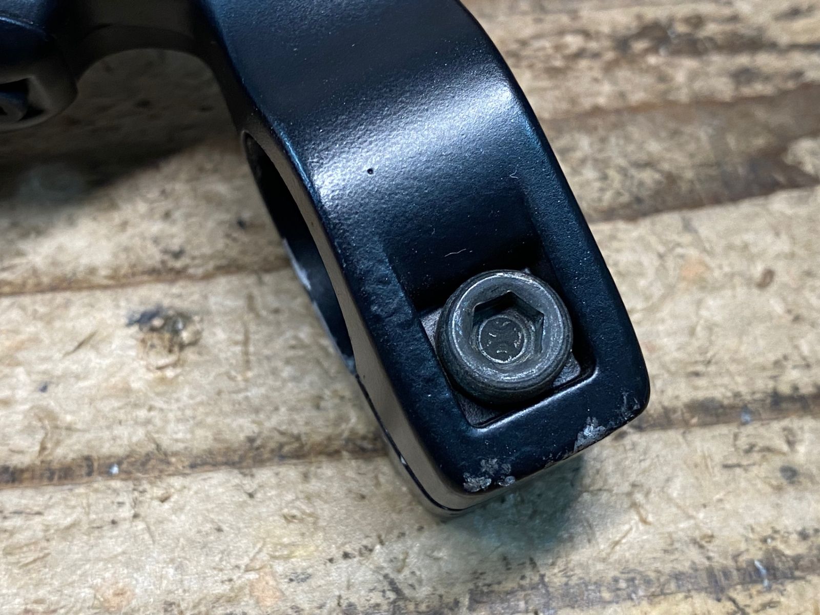 旧モデルは危険！油圧ブレーキ『SRAM GUIDE』のレバーを分解