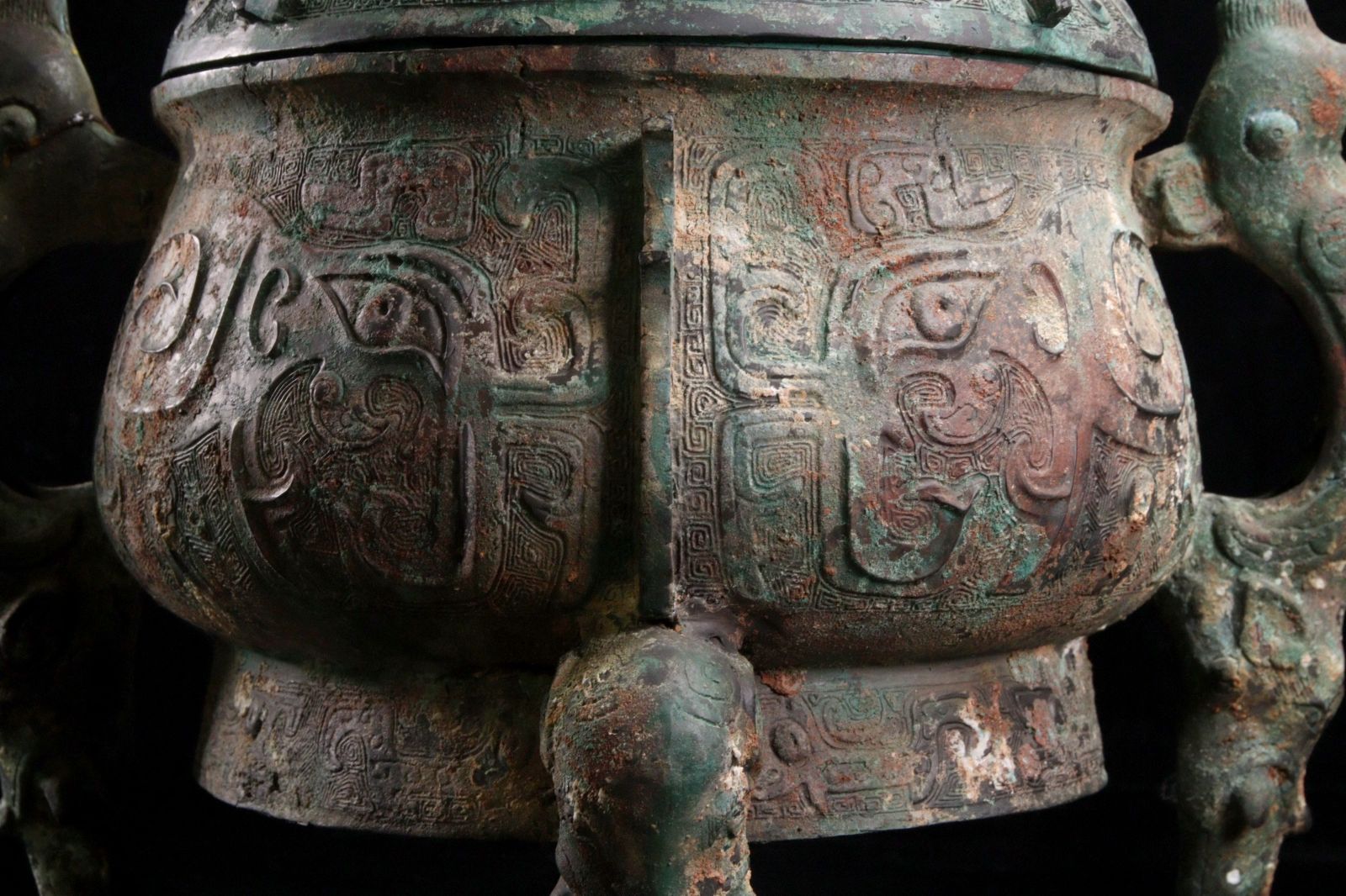 中国古玩 唐物 青銅器 饕餮文三足香炉 銀火屋 時代箱入