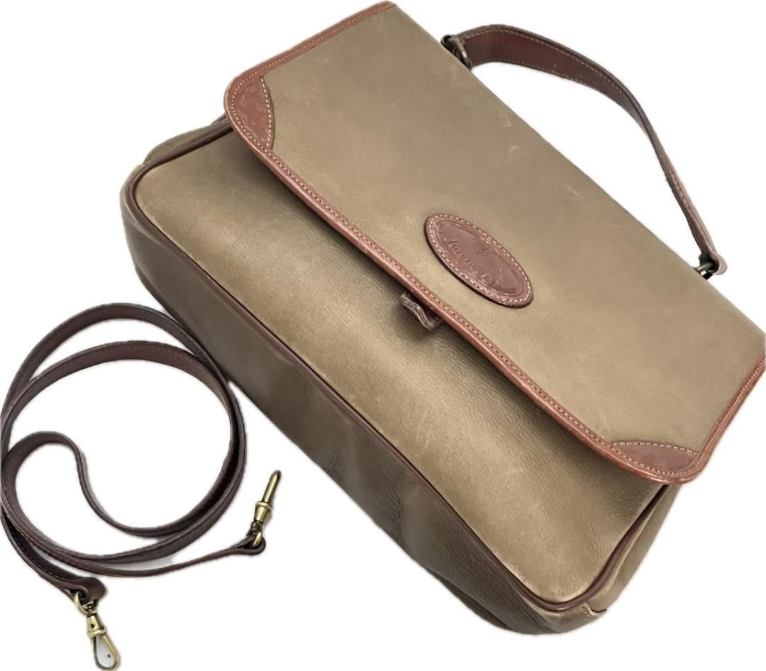 BURBERRY バーバリー ショルダーバッグ レザー メッセンジャー