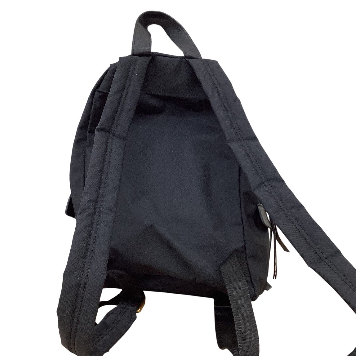 プラダ キルティング 三角プレート リュック ネイビーレザー 白タグヴィンテージ プラダ キルティング 三角プレート リュック ネイビーレザー 白