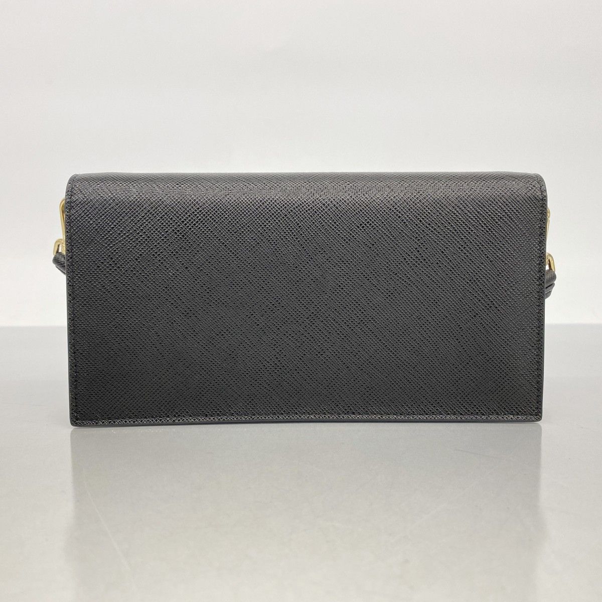 プラダ ショルダーウォレット