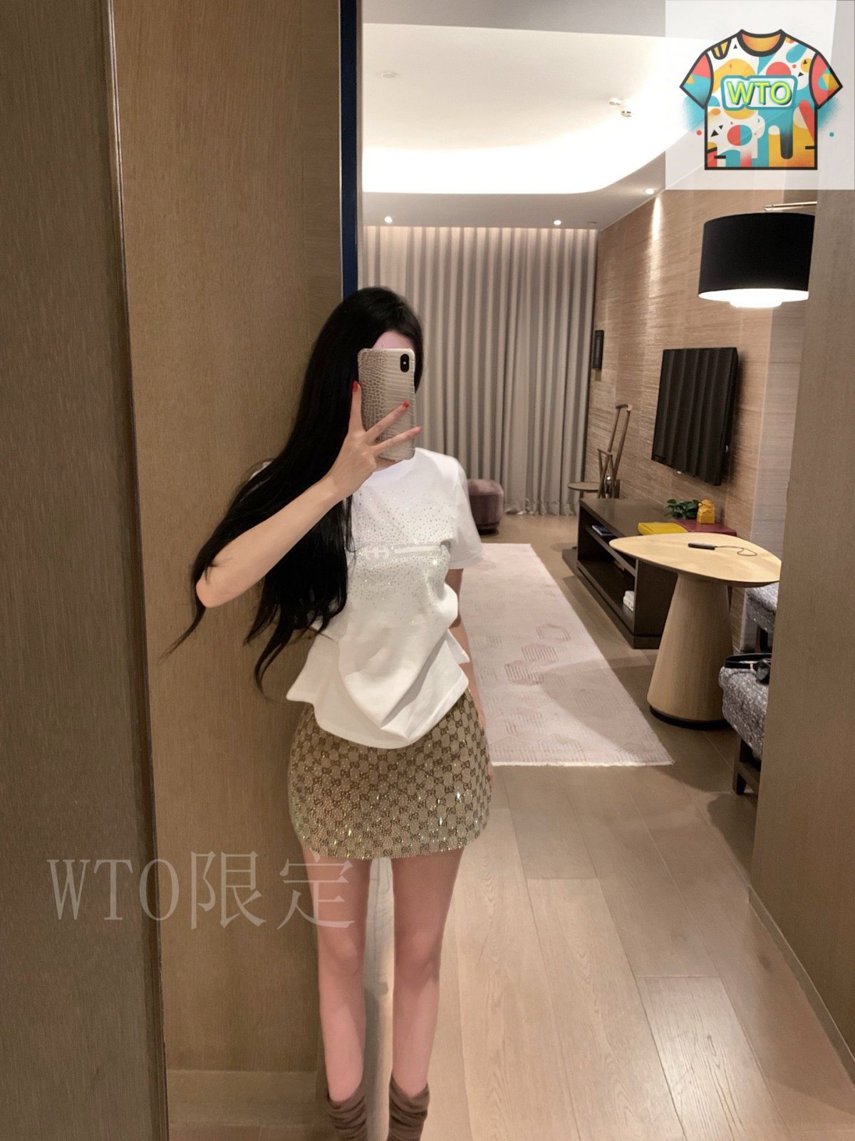 今日特価】GUCCI グッチ ストーン加工ショートスリーブ T シャツ