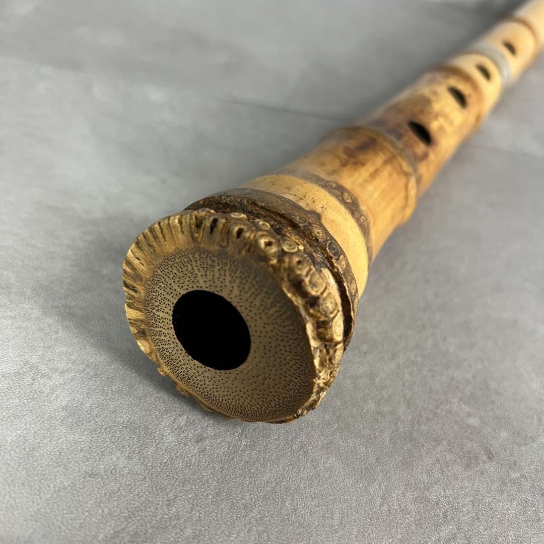 人気 尺八 琴古流 バチ型 銘あり 竹治 1印 1尺7寸 5孔 和楽器 25M9250TR0005-23