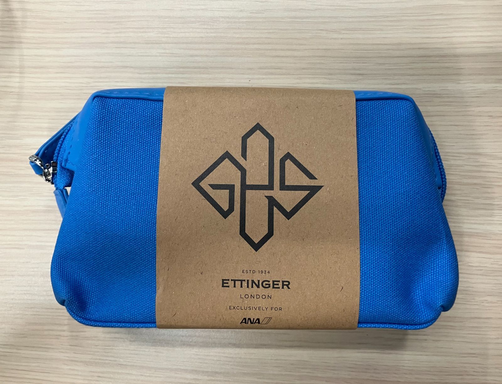 未開封ANAオリジナル「ETTINGER（エッティンガー）」ポーチ 新品・未開封】ANA全日空アメニティ「ETTINGER（エッティンガー