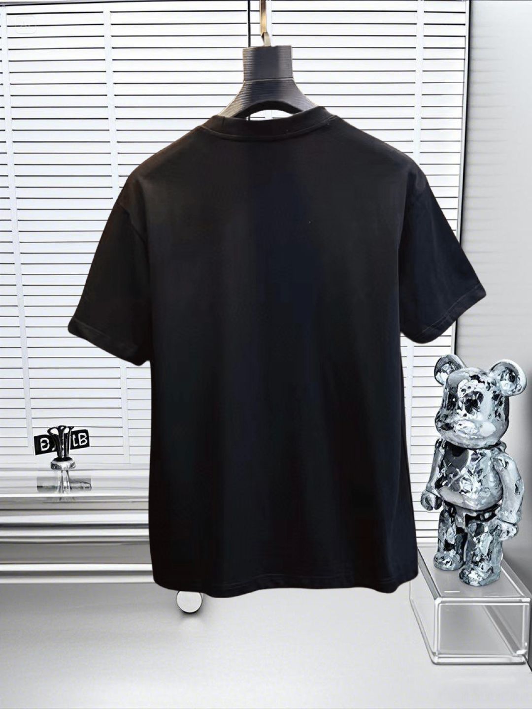 これ以上の値下げ終了　新品　BURBERRY　トップスXS 値下げ不可 BURBERRY LONDON Tシャツ ロゴ ジャガード