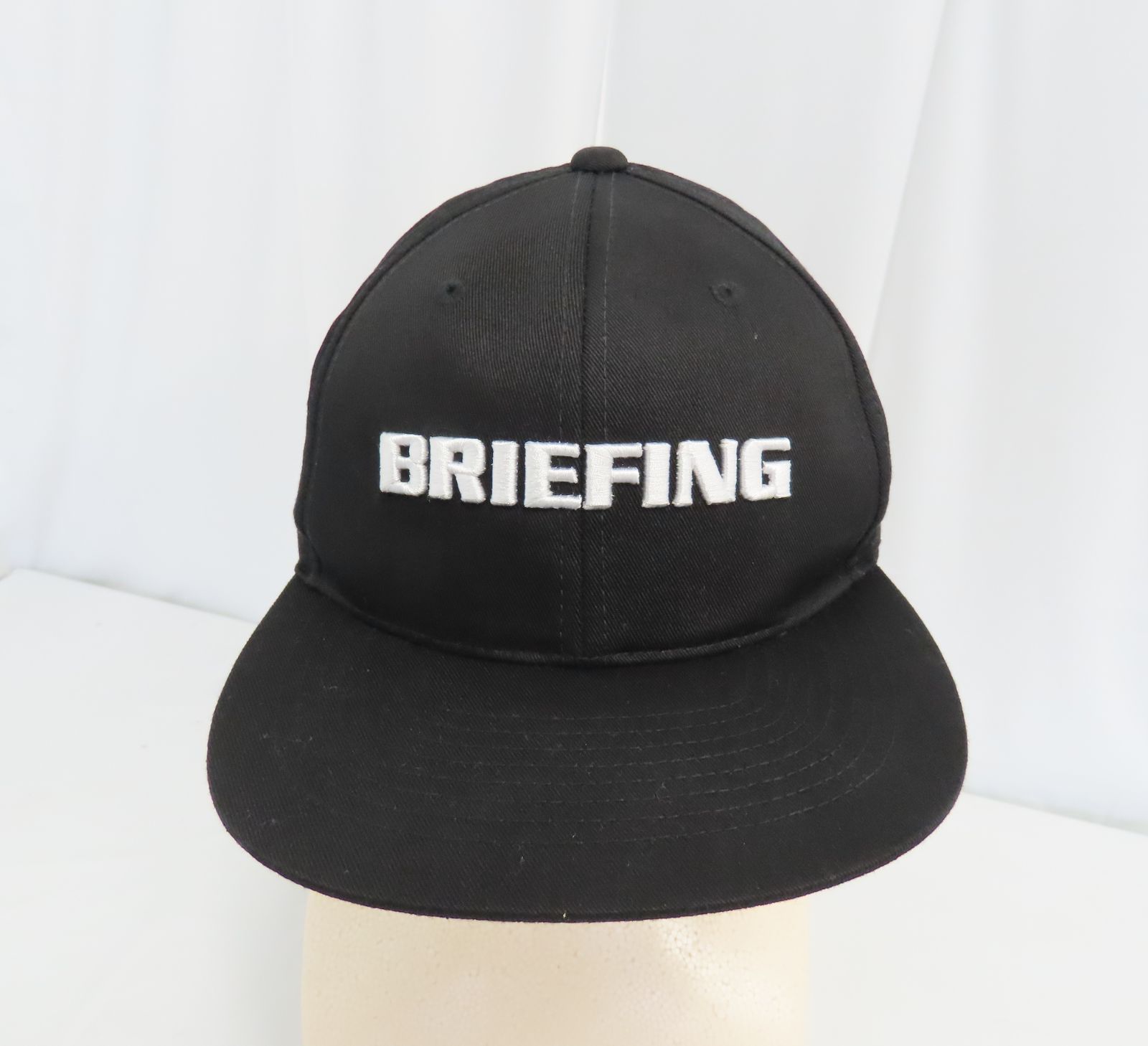 BRIEFING ブリーフィング フラットバイザー キャップ ブラック M 刺繍 BRIEFING ブリーフィング フラットバイザー キャップ ブラック M