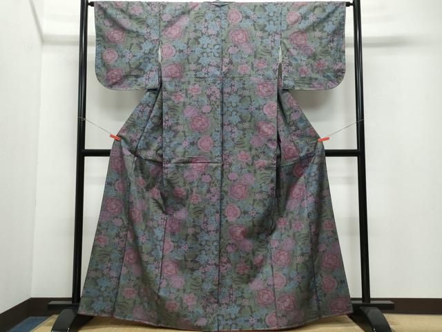 平和屋着物○本場大島紬 9マルキ 泥染め 舞蝶文 正絹 逸品 CAAS9352th