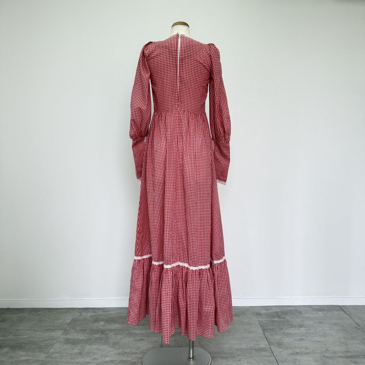 古着 70年代 ガンネサックス GUNNE SAX Jessica ギンガムチェック カットワーク刺繍 マキシ丈 フ ワンピ―ス evb 009602