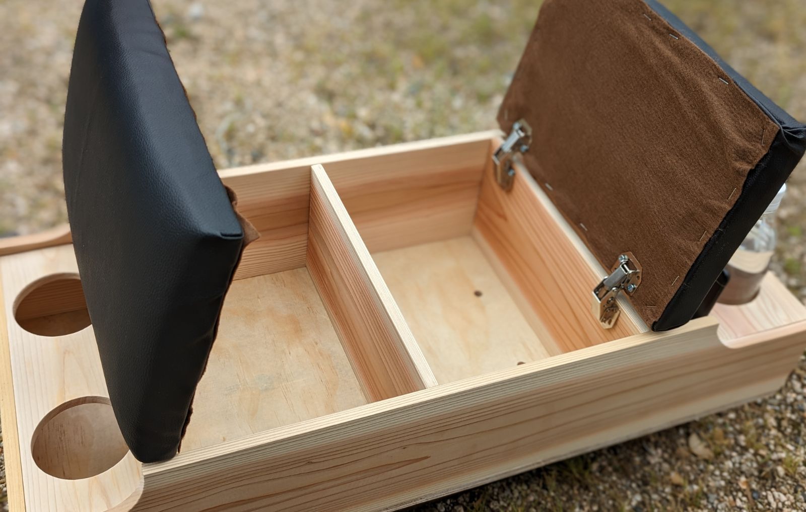 木製センターコンソールテーブル 4カップホルダー付き 木製センター