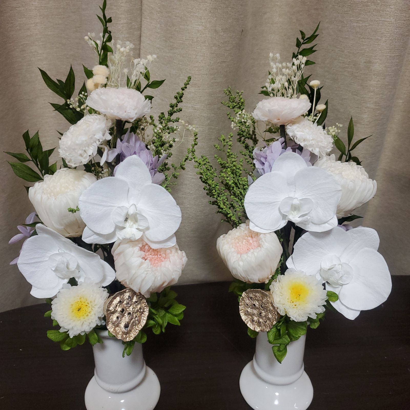 特選仏花 花瓶付き 特大 一対 造花無し 蓮の花 胡蝶蘭 プリザーブド