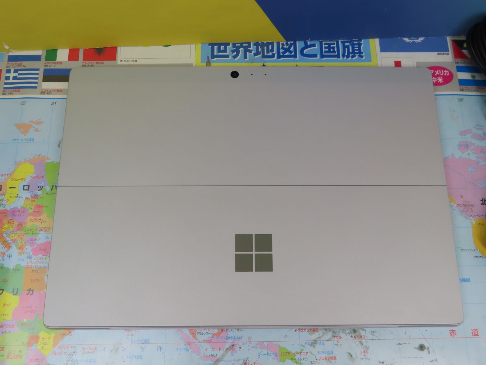 美品 マイクロソフト SurfacePro5 1807 SIM搭載 タブレット