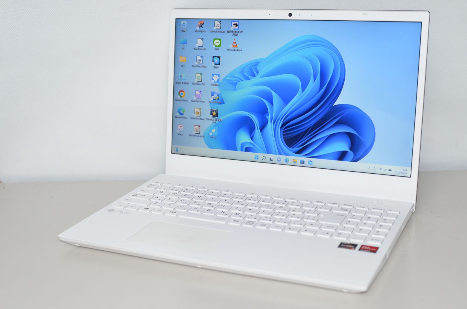 中古ノートパソコン NEC N1535/A Windows11+office 爆速SSD256GB AMD Ryzen 3-3250U/メモリ8GB/ 15.6インチ/webカメラ/無線/DVDマルチ搭載 - メルカリ