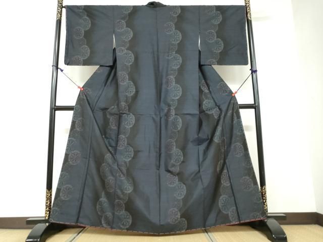 平和屋着物●本場大島紬　舞花文　やまと誂製　正絹　逸品　未使用　DAAS2061tw 平和屋着物○本場大島紬 舞花文 やまと誂製 正絹 逸品 未使用 DAAS2061tw